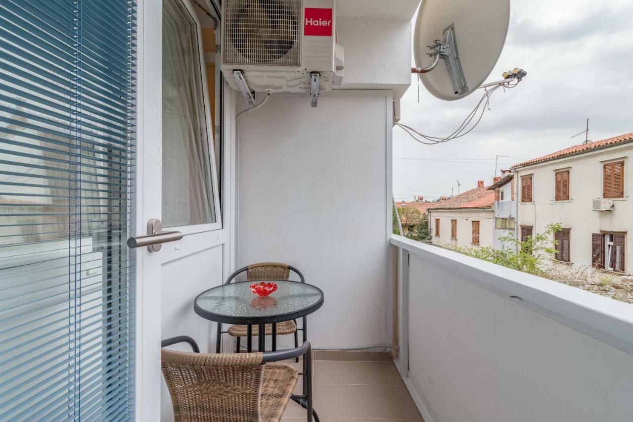 Cosy Apartment Zupanic Pula Exterior photo